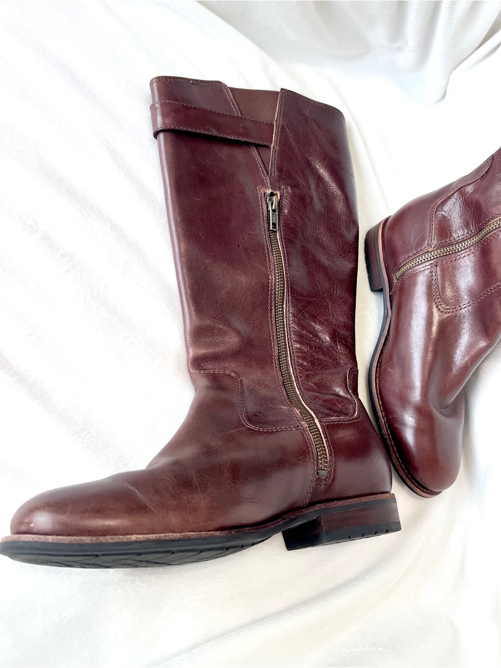 L.L. Bean Westport Leather Tall Riding Boots Burgundy Brown 7W Wide Brazil - Picture 2 of 9